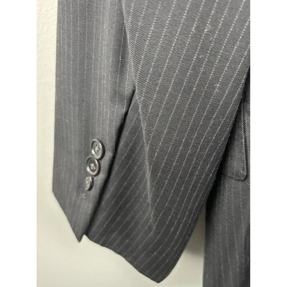 Jos A Banks Men’s Signature Gold 48L Black Pinstripe Sport Coat Jacket